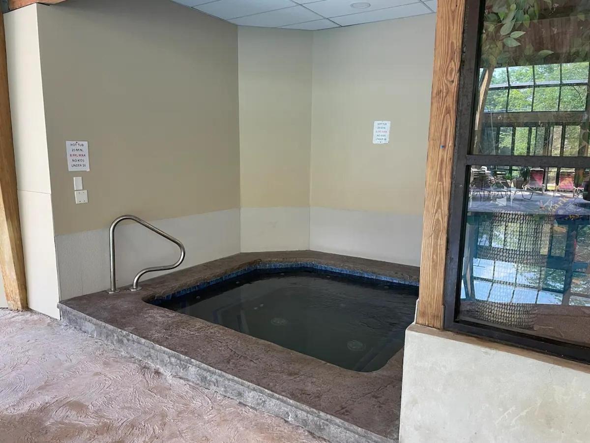 Pocono Paradise - 3 Bedroom 3 And Half Bathroom Townhouse 坦纳斯维尔 外观 照片